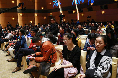 津橋移民再獲殊榮，榮獲2016年度誠信品牌移民服務機構獎